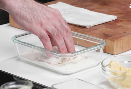 Фото шага рецепта Мурманская треска с хумусом из корнеплодов 188913 шаг 11  