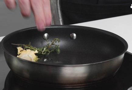 Фото шага рецепта Мурманская треска с хумусом из корнеплодов 188913 шаг 12  