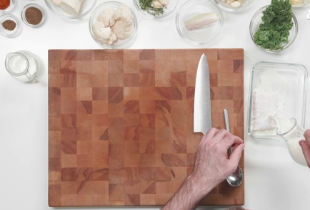 Фото шага рецепта Мурманская треска с хумусом из корнеплодов 188913 шаг 2  