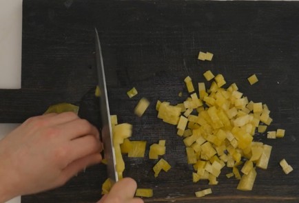 Фото шага рецепта Мясная окрошка Вильяма Похлебкина 69161 шаг 3