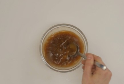 Фото шага рецепта Мясная окрошка Вильяма Похлебкина 69161 шаг 7