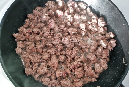 Фото шага рецепта Мясная паста радиатори с томатным соусом 151217 шаг 5  