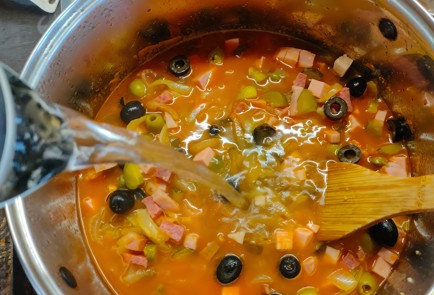 Фото шага рецепта Мясная солянка с картофелем 174725 шаг 14  