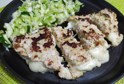 Фото шага рецепта Мясной блин с моцареллой 189814 шаг 11  