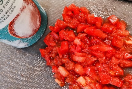 Фото шага рецепта Мясной кетопирожок из цветной капусты 152765 шаг 1  