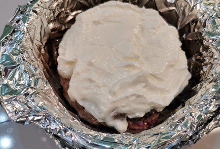 Фото шага рецепта Мясной кетопирожок из цветной капусты 152765 шаг 13  