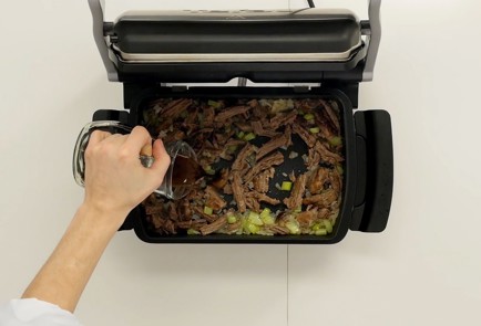 Фото шага рецепта Мясной пирог с темным пивом 114745 шаг 3