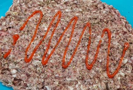 Фото шага рецепта Мясной рулет капрезе 140884 шаг 3