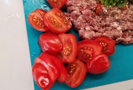 Фото шага рецепта Мясной рулет капрезе 140884 шаг 8