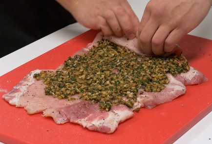 Фото шага рецепта Мясной рулет 140194 шаг 8  