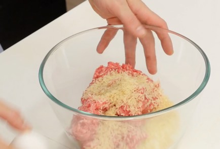 Фото шага рецепта Мясные ежики 126429 шаг 2  