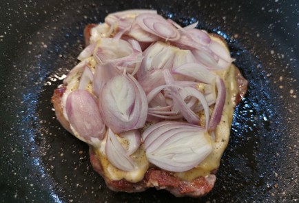 Фото шага рецепта Мясо пофранцузски из свинины 189191 шаг 8  