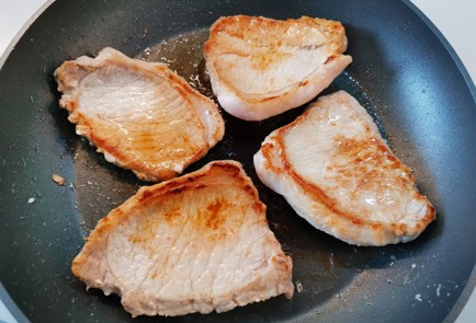 Фото шага рецепта Мясо пофранцузски из свинины 189929 шаг 7