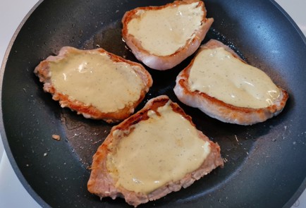 Фото шага рецепта Мясо пофранцузски из свинины 189929 шаг 8