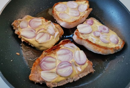 Фото шага рецепта Мясо пофранцузски из свинины 189929 шаг 9