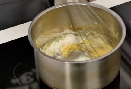 Фото шага рецепта Мясо пофранцузски 126182 шаг 2  