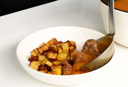 Фото шага рецепта Мясо с подливкой 151792 шаг 10  