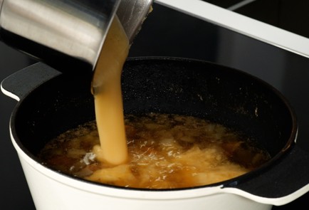 Фото шага рецепта Мясо с подливкой 151792 шаг 9  