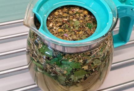 Фото шага рецепта Мятноимбирный чай мате 152369 шаг 5  