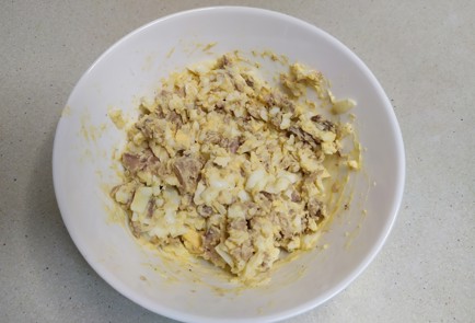 Фото шага рецепта Начинка для тарталеток с печенью трески 190885 шаг 8  