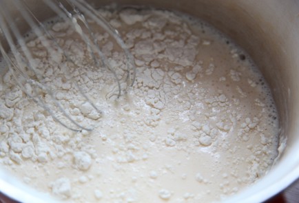 Фото шага рецепта Налистники с творогом и бананом 174083 шаг 3