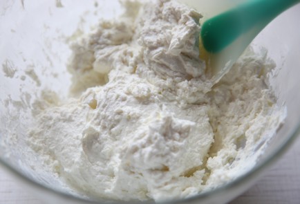 Фото шага рецепта Налистники с творогом и бананом 174083 шаг 6