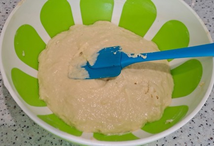 Фото шага рецепта Наливной пирог на кефире с яйцом сыром и зеленью 186596 шаг 14  