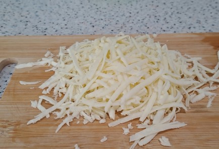 Фото шага рецепта Наливной пирог на кефире с яйцом сыром и зеленью 186596 шаг 8  