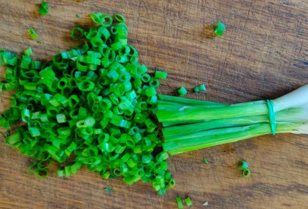 Фото шага рецепта Наливной пирог с капустой и луком на сыворотке 189706 шаг 12  