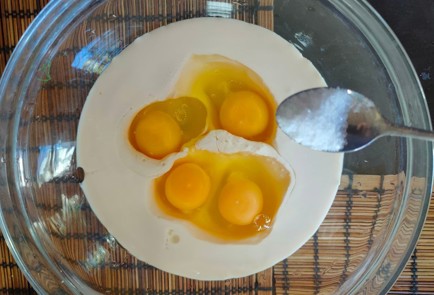 Фото шага рецепта Наливной пирог с капустой 174518 шаг 10  