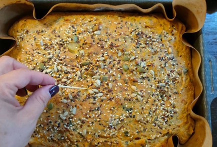 Фото шага рецепта Наливной пирог с капустой 174518 шаг 20  