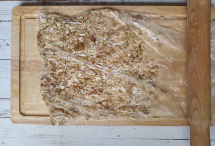 Фото шага рецепта Намазка из домашнего сыра 190932 шаг 4