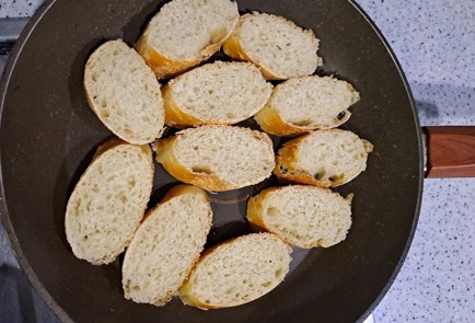 Фото шага рецепта Намазка из тунца с фетой сметаной и дижонской горчицей 189363 шаг 10  