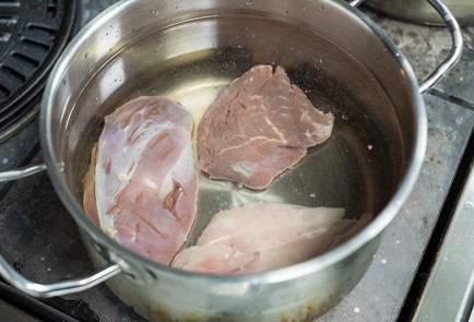 Фото шага рецепта Нанмен 138561 шаг 1  