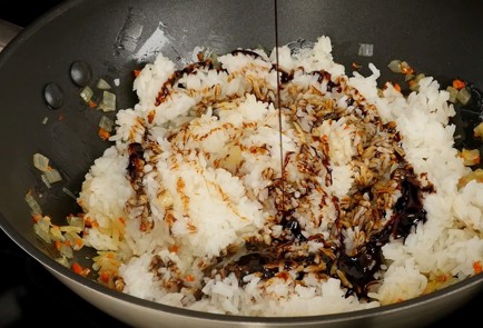 Фото шага рецепта Индонезийский жареный рис насигоренг 124891 шаг 7  