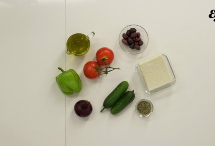 Фото шага рецепта Настоящий греческий салат 30893 шаг 1  