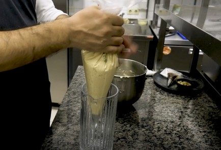 Фото шага рецепта Настоящее бакинское курабье 151529 шаг 4  