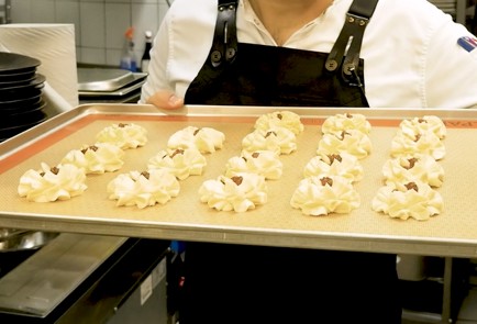 Фото шага рецепта Настоящее бакинское курабье 151529 шаг 7  