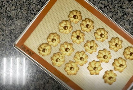 Фото шага рецепта Настоящее бакинское курабье 151529 шаг 8  