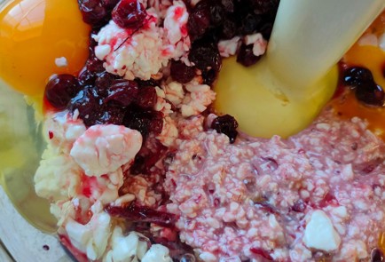 Фото шага рецепта Насыпной творожноягодный пирог 189127 шаг 13