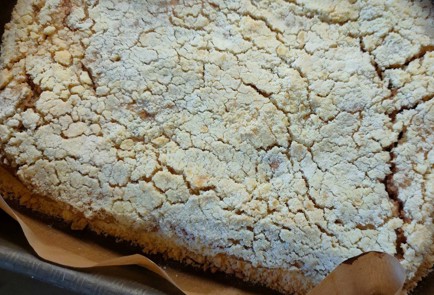 Фото шага рецепта Насыпной творожноягодный пирог 189127 шаг 21