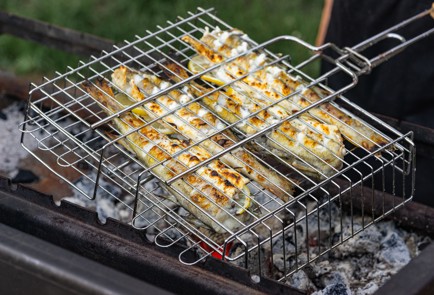 Фото шага рецепта Навага на мангале 186384 шаг 9  