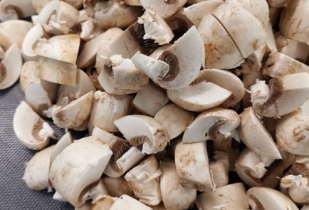 Фото шага рецепта Нежная итальянская пастажюльен 152318 шаг 2