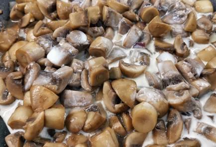 Фото шага рецепта Нежная итальянская пастажюльен 152318 шаг 5