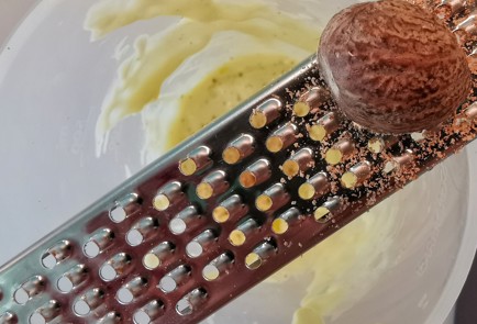 Фото шага рецепта Нежный майонез с мускатным орехом 152585 шаг 10  