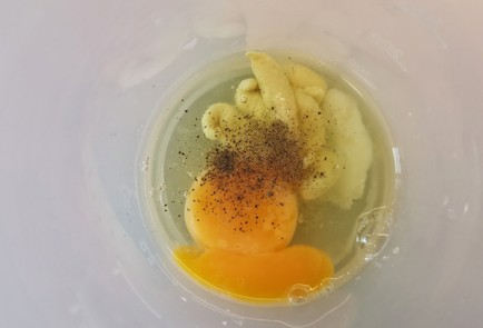 Фото шага рецепта Нежный майонез с мускатным орехом 152585 шаг 6  