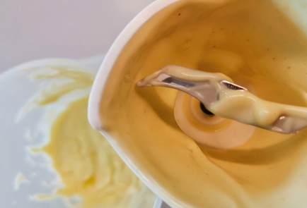 Фото шага рецепта Нежный майонез с мускатным орехом 152585 шаг 9  