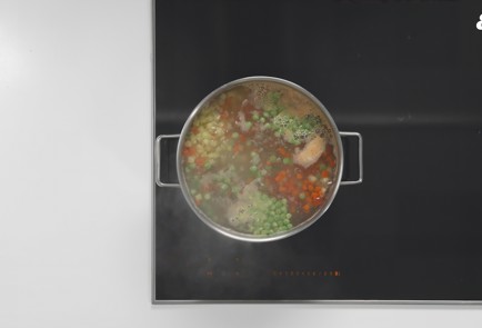 Фото шага рецепта Необычный оливье с колбасой Грандос из индейки 175265 шаг 7  