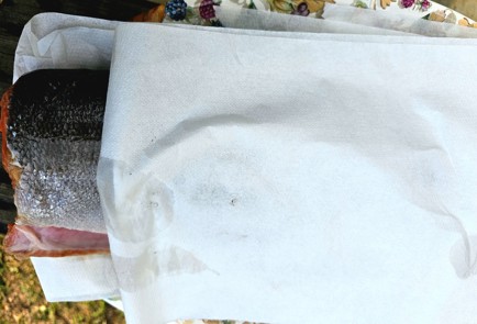 Фото шага рецепта Нерка горячего копчения 189205 шаг 4  