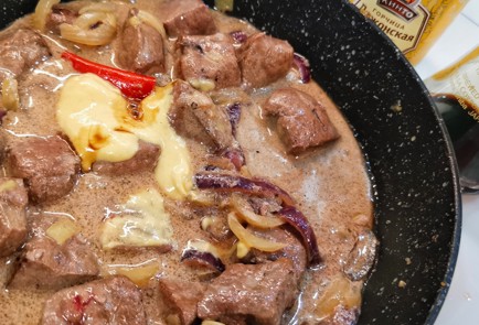 Фото шага рецепта Нежная печень с луком 173359 шаг 9  